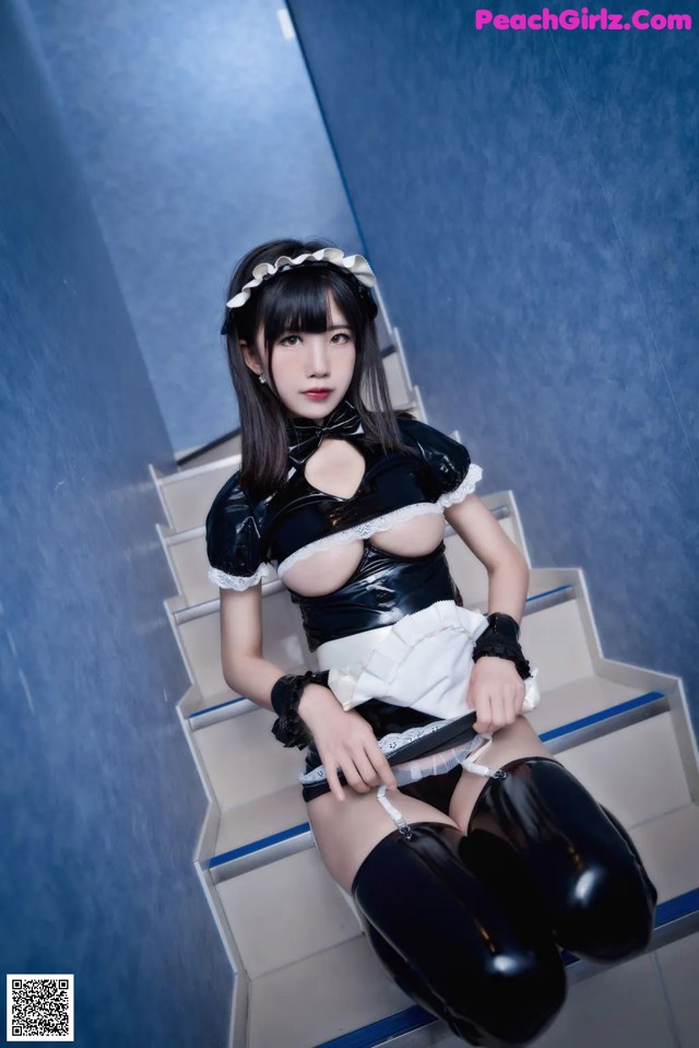 Coser @ 水 淼 Aqua Vol.048: 漆皮 女仆 (33 photos) No.0871d7